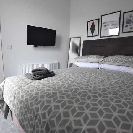 Central, Contractor&Family Friendly, Smarttv Sunderland  Luaran gambar